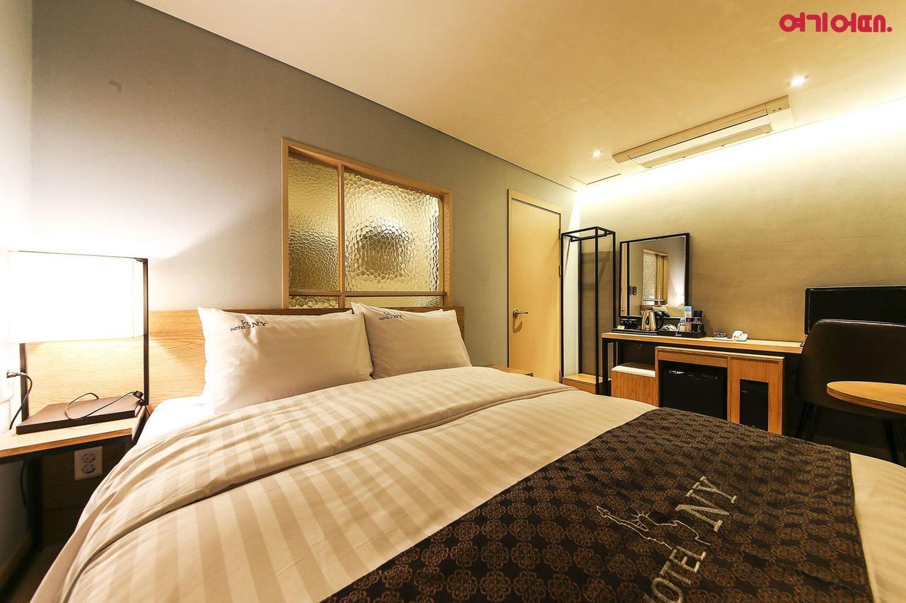 New York Hotel Сеул Экстерьер фото
