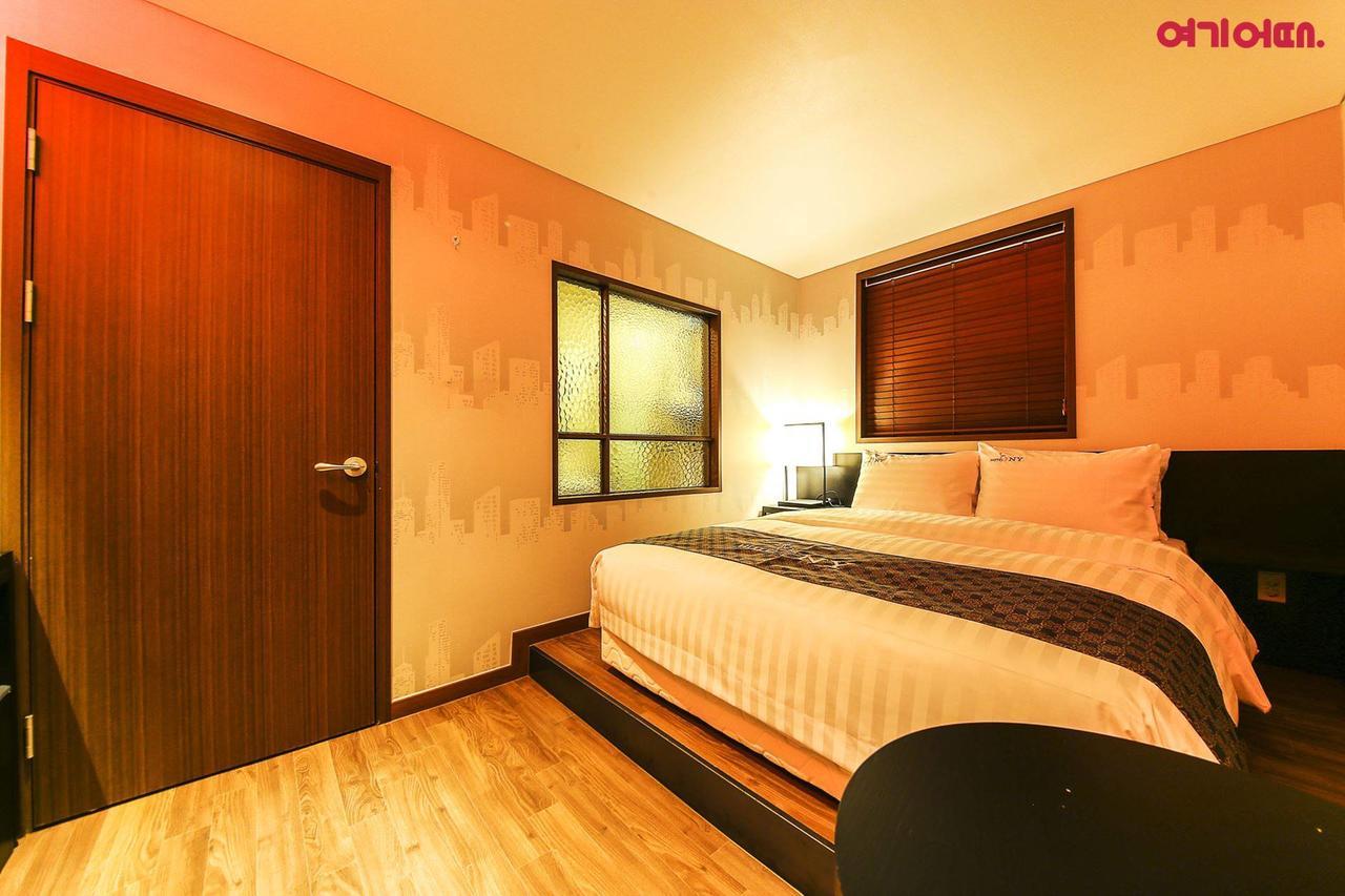 New York Hotel Сеул Экстерьер фото