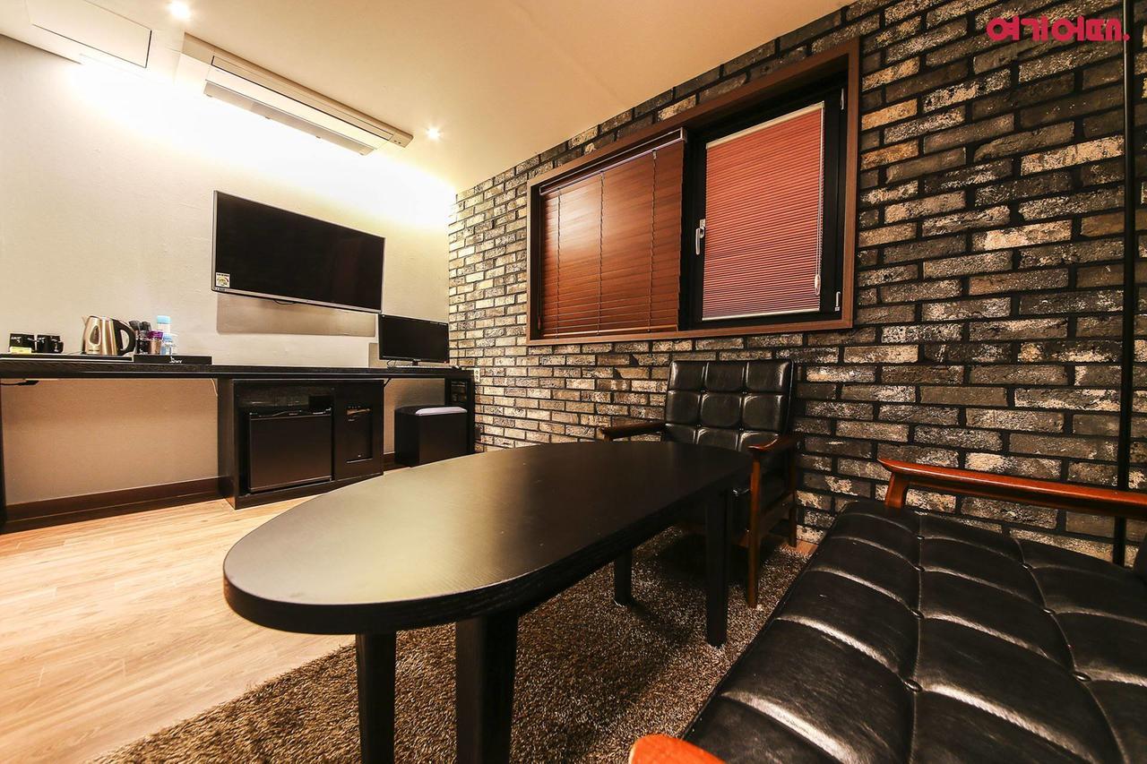 New York Hotel Сеул Экстерьер фото