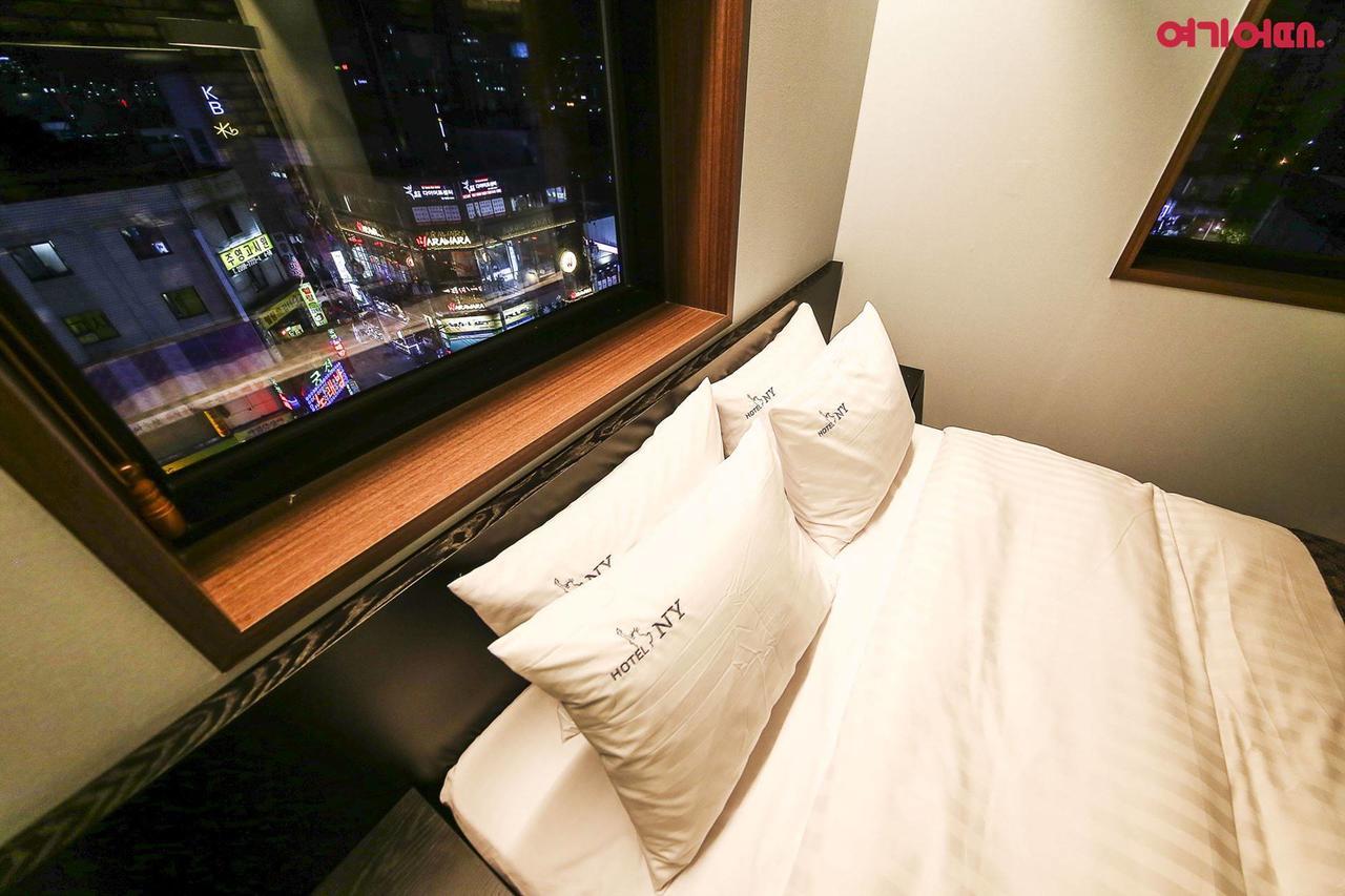New York Hotel Сеул Экстерьер фото