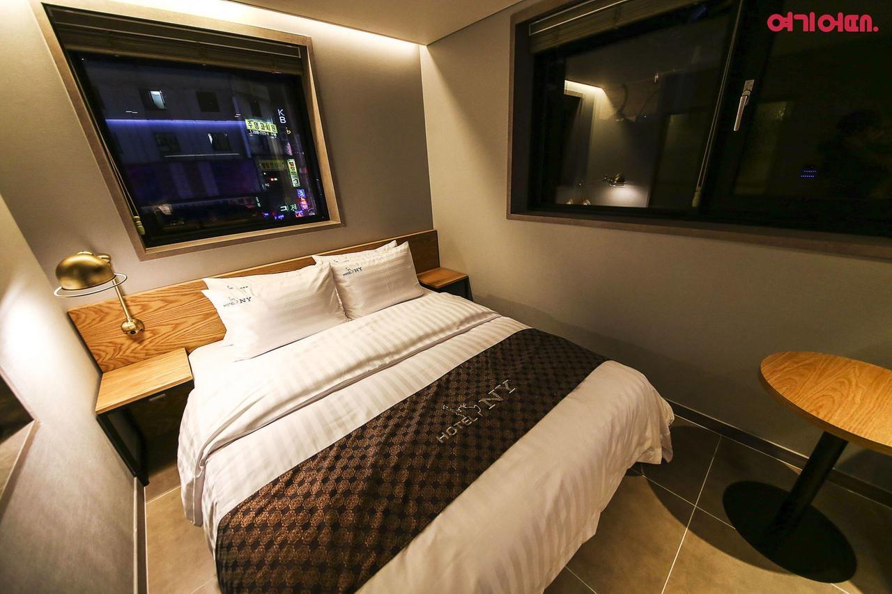 New York Hotel Сеул Экстерьер фото